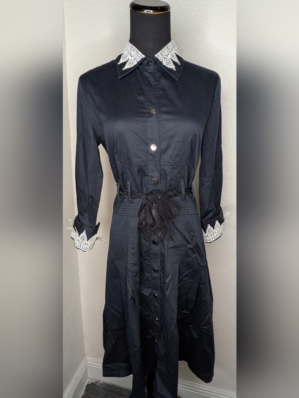 Alfani Button Up Navy Blue Long Sleeve Fit Flare Dress Lace Collar & Cuffs Sz 2
